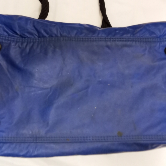 Vintage Nike soccer duffle bag - Picture 7 of 16